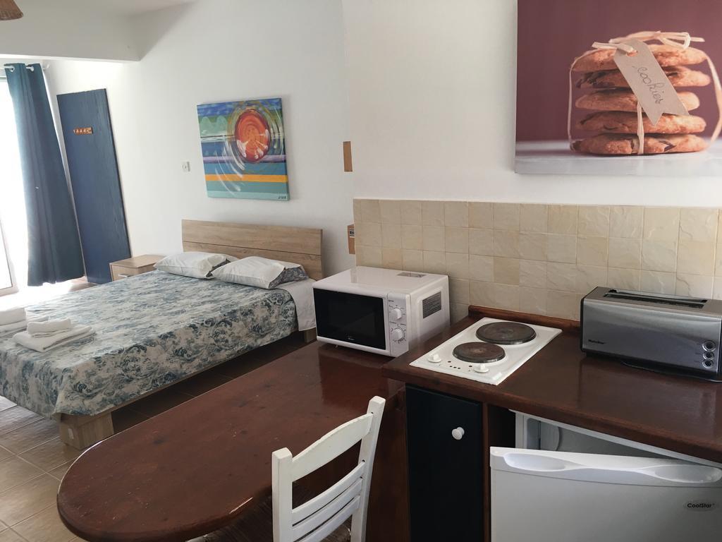 Periyiali Apartments 폴리스 외부 사진
